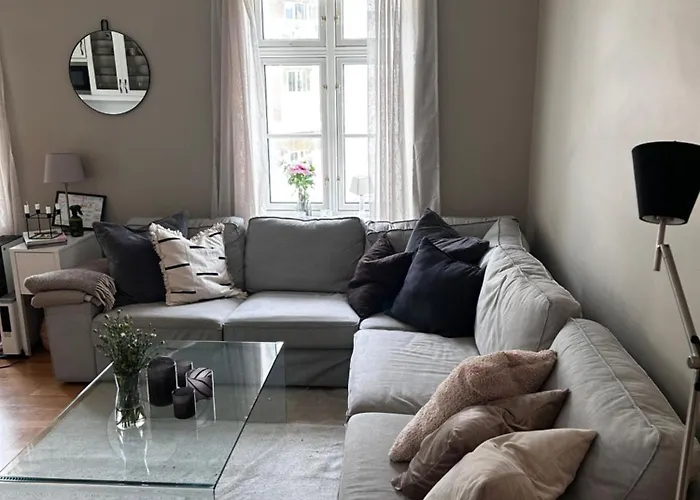 Modern In The Center Of Leilighet